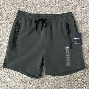 5" Inseam Heat Seal Zip Pocket Short – Medium